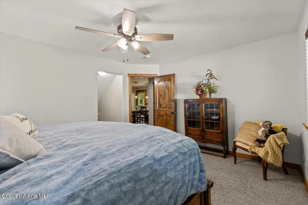 438 Berry Hill Cocolalla ID 83813