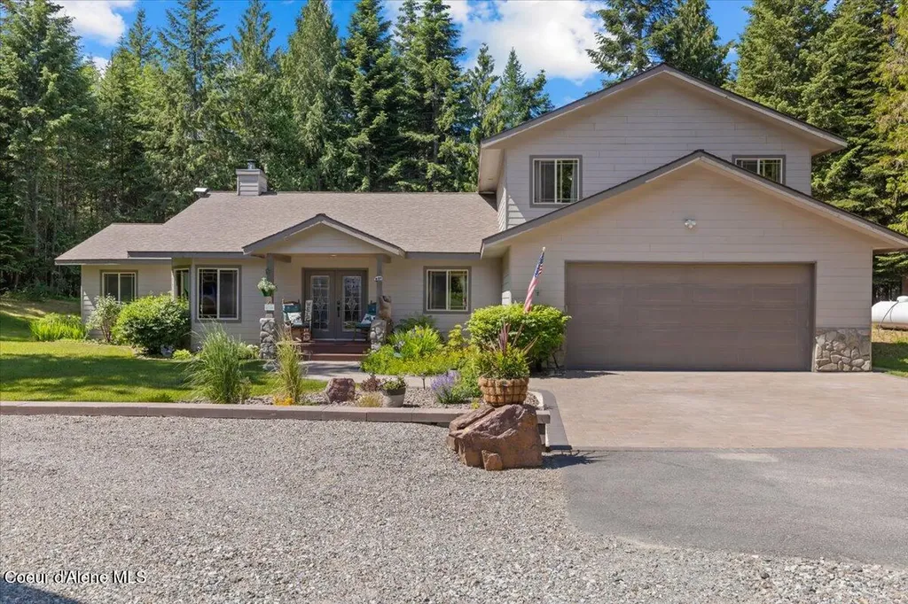 438 Berry Hill Cocolalla ID 83813