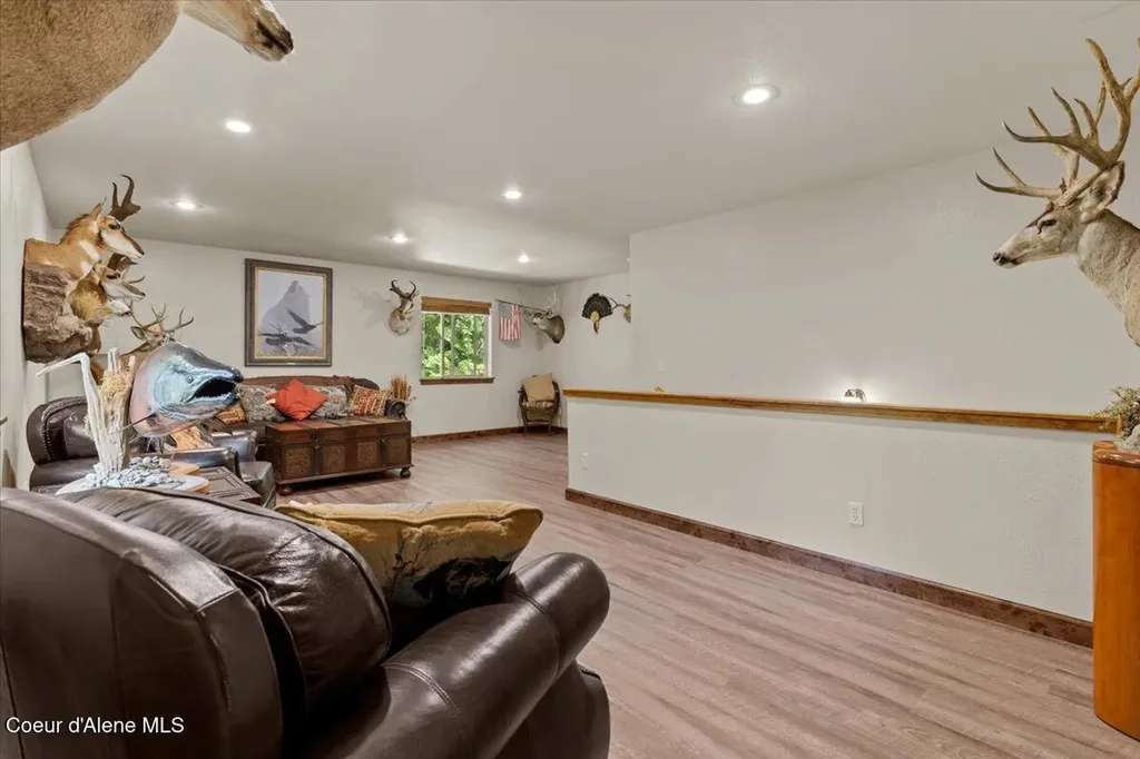 438 Berry Hill Cocolalla ID 83813