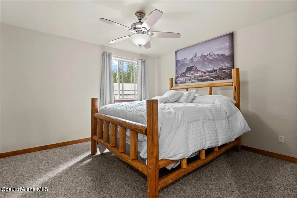 438 Berry Hill Cocolalla ID 83813