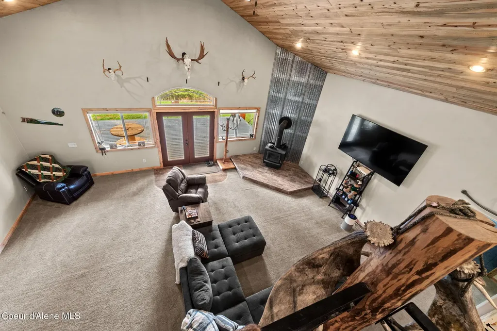 414 Joan's Road Santa ID 83866