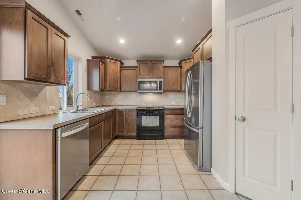1709 W Umpqua Court Post Falls ID 83854