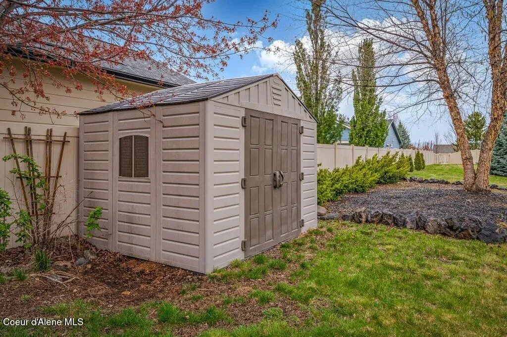 1709 W Umpqua Court Post Falls ID 83854