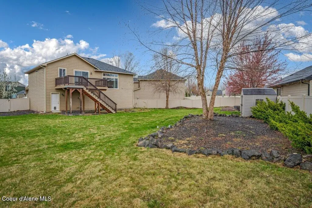 1709 W Umpqua Court Post Falls ID 83854