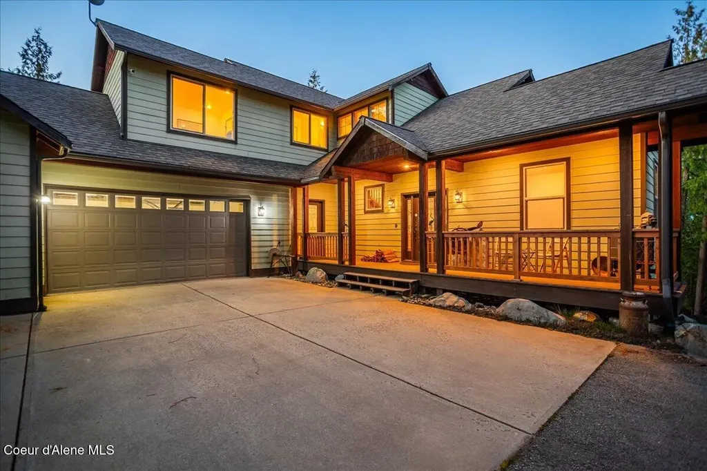 403 Kula Drive Sagle ID 83860