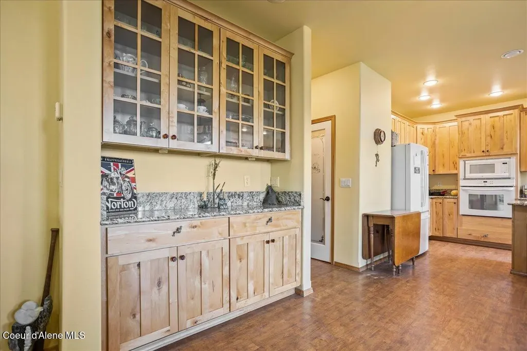 403 Kula Drive Sagle ID 83860