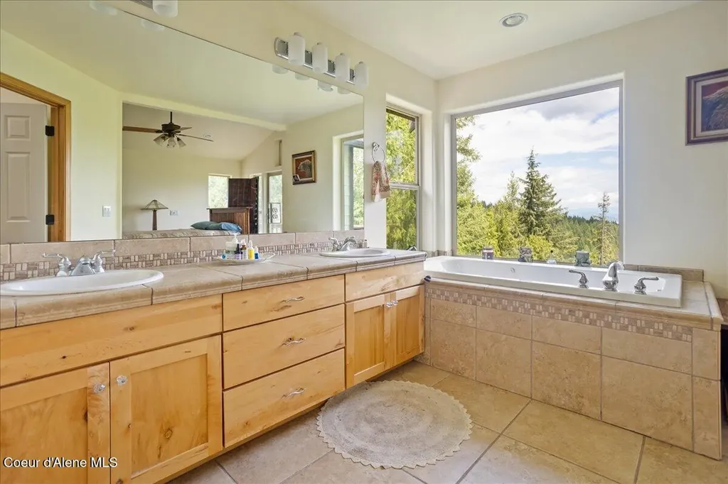 403 Kula Drive Sagle ID 83860