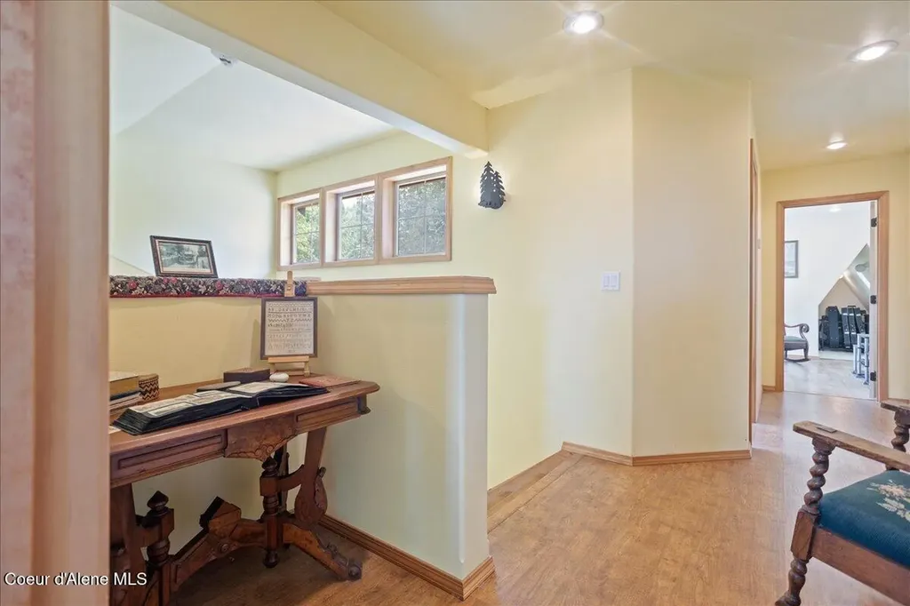 403 Kula Drive Sagle ID 83860