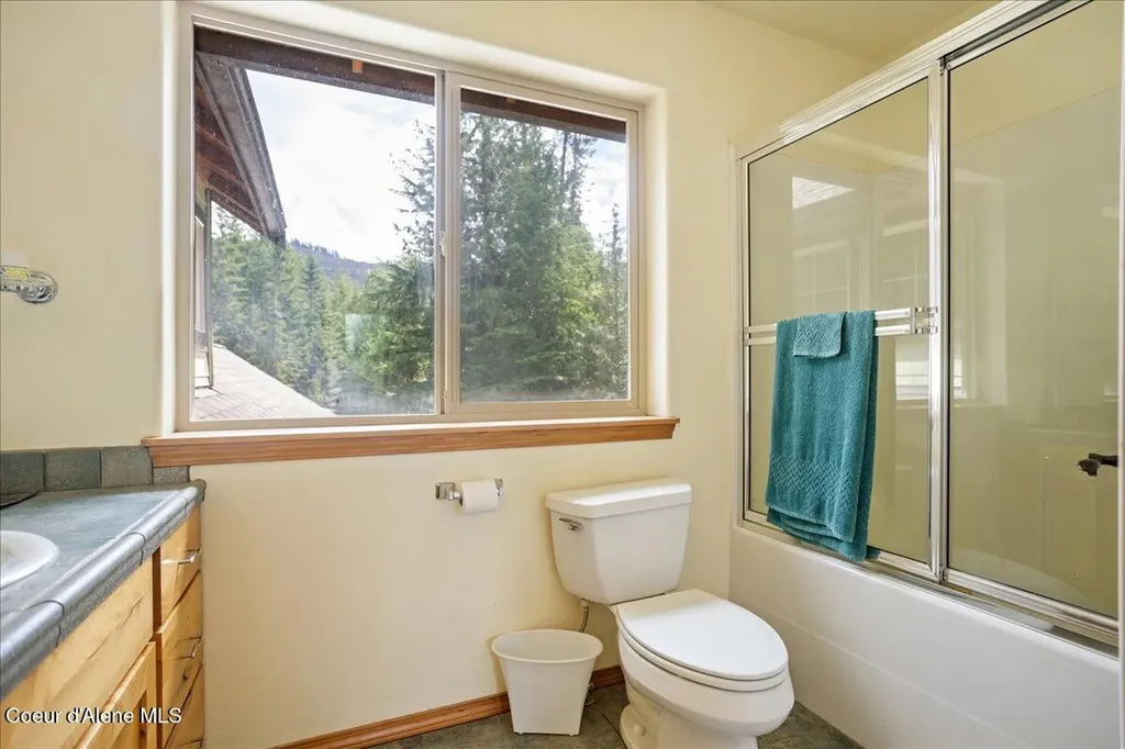 403 Kula Drive Sagle ID 83860
