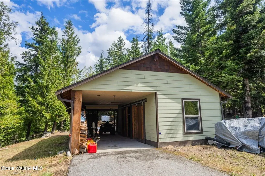 403 Kula Drive Sagle ID 83860