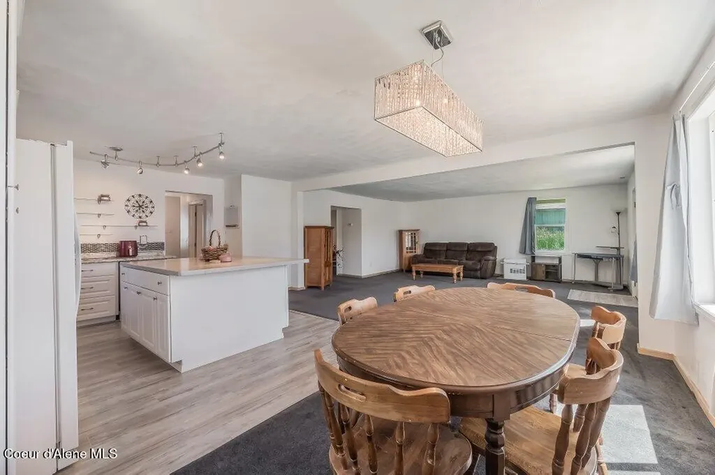 9727 W E Street Worley ID 83876