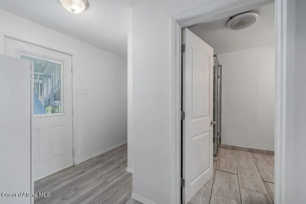 9727 W E Street Worley ID 83876
