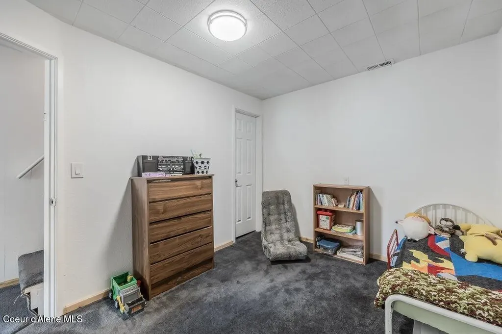 9727 W E Street Worley ID 83876