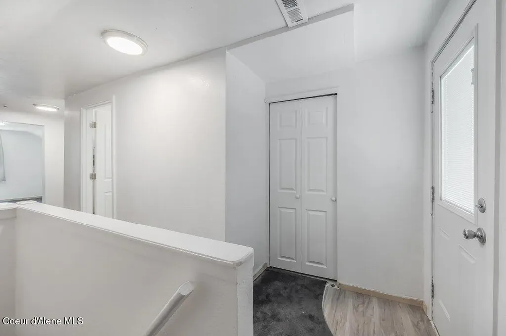 9727 W E Street Worley ID 83876