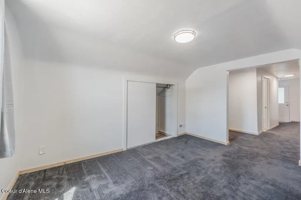 9727 W E Street Worley ID 83876