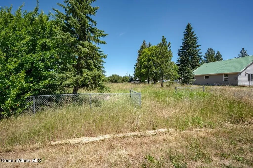 9727 W E Street Worley ID 83876