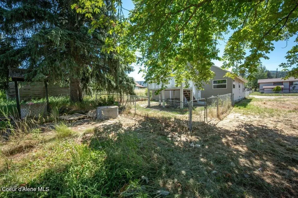 9727 W E Street Worley ID 83876