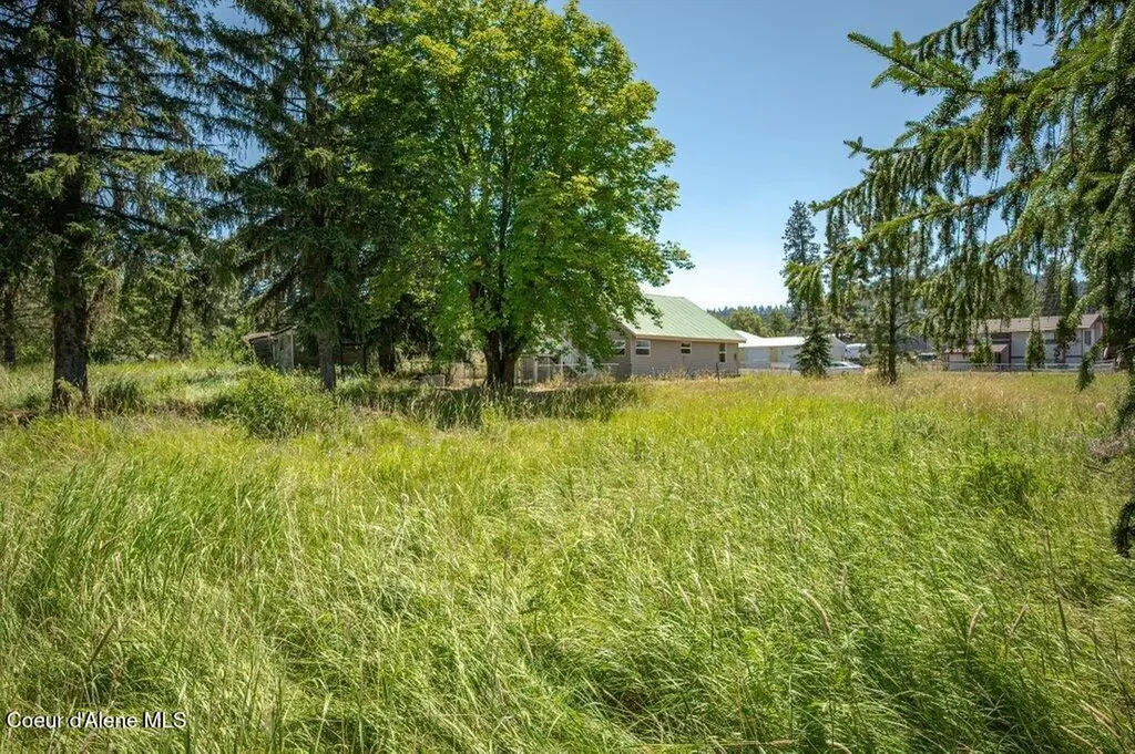 9727 W E Street Worley ID 83876