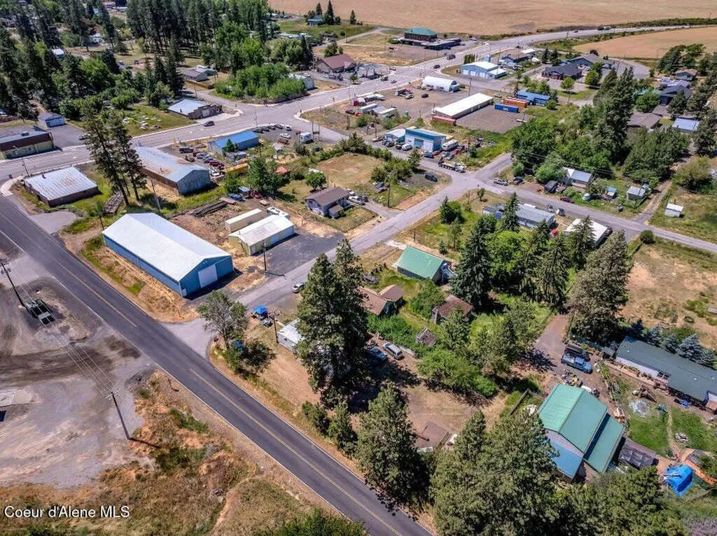 9727 W E Street Worley ID 83876