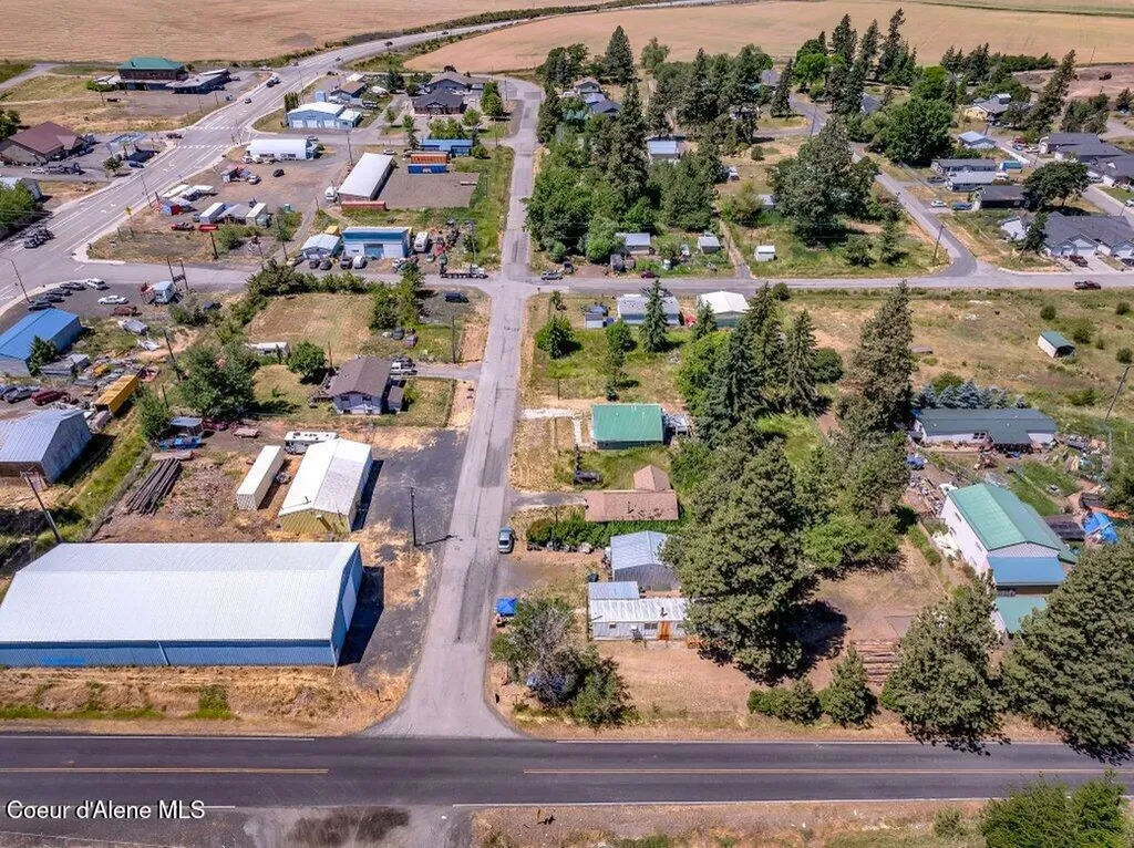 9727 W E Street Worley ID 83876