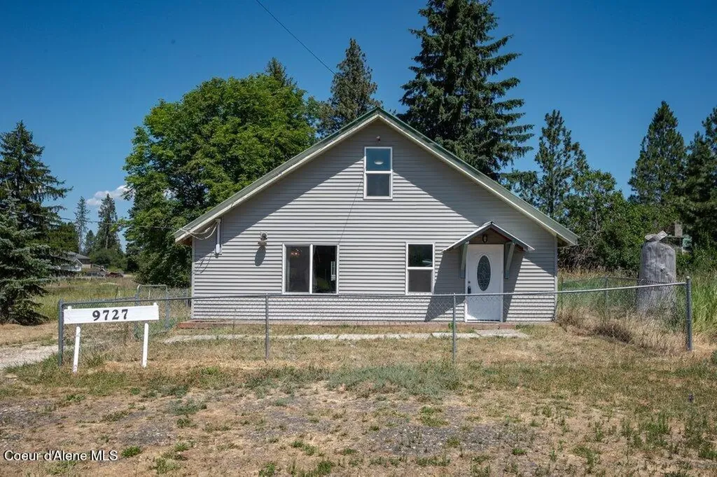 9727 W E Street Worley ID 83876