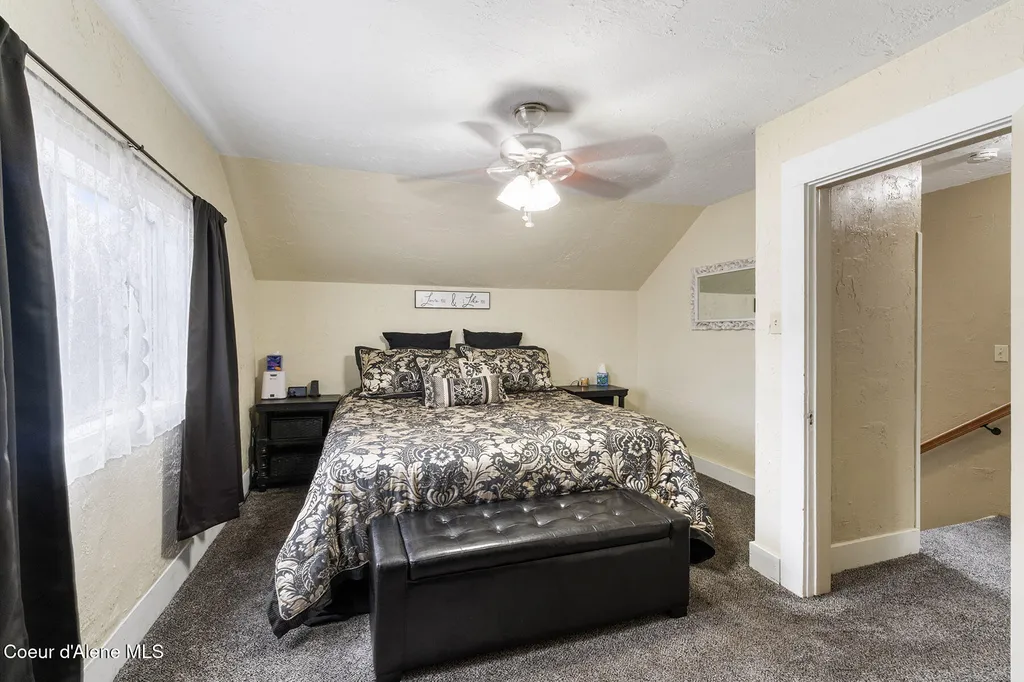 457 E Market Avenue Kellogg ID 83837