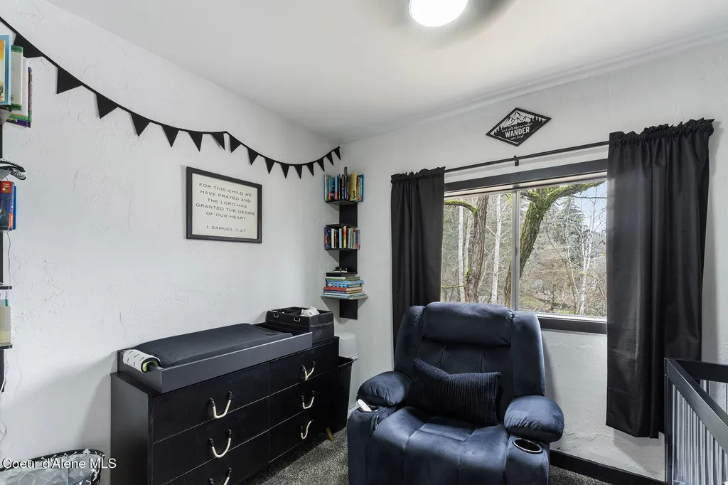 457 E Market Avenue Kellogg ID 83837