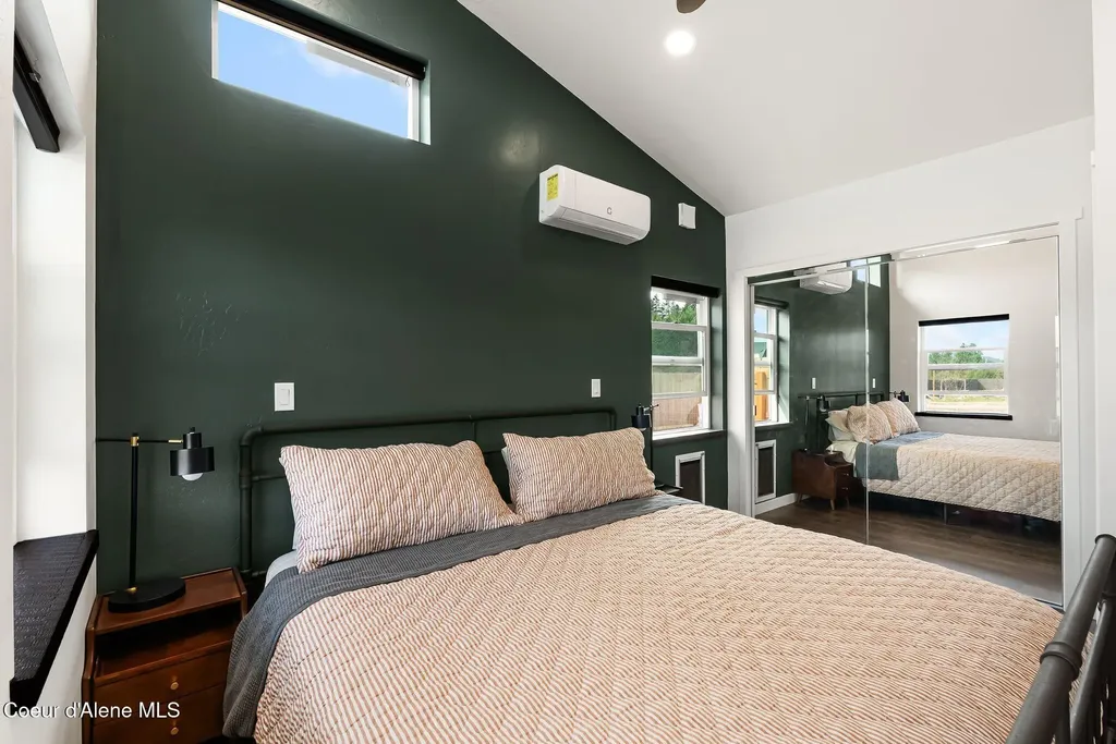 100 Omaha Way Sagle ID 83860