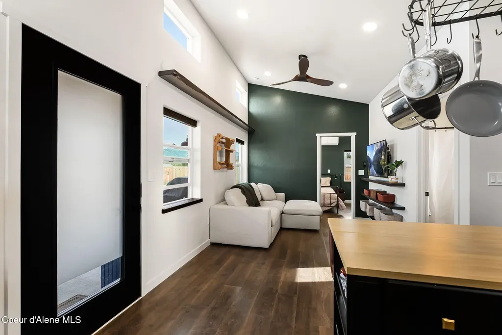 100 Omaha Way Sagle ID 83860