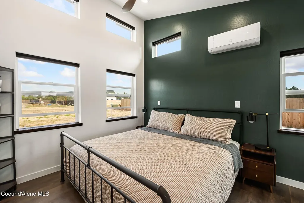 100 Omaha Way Sagle ID 83860