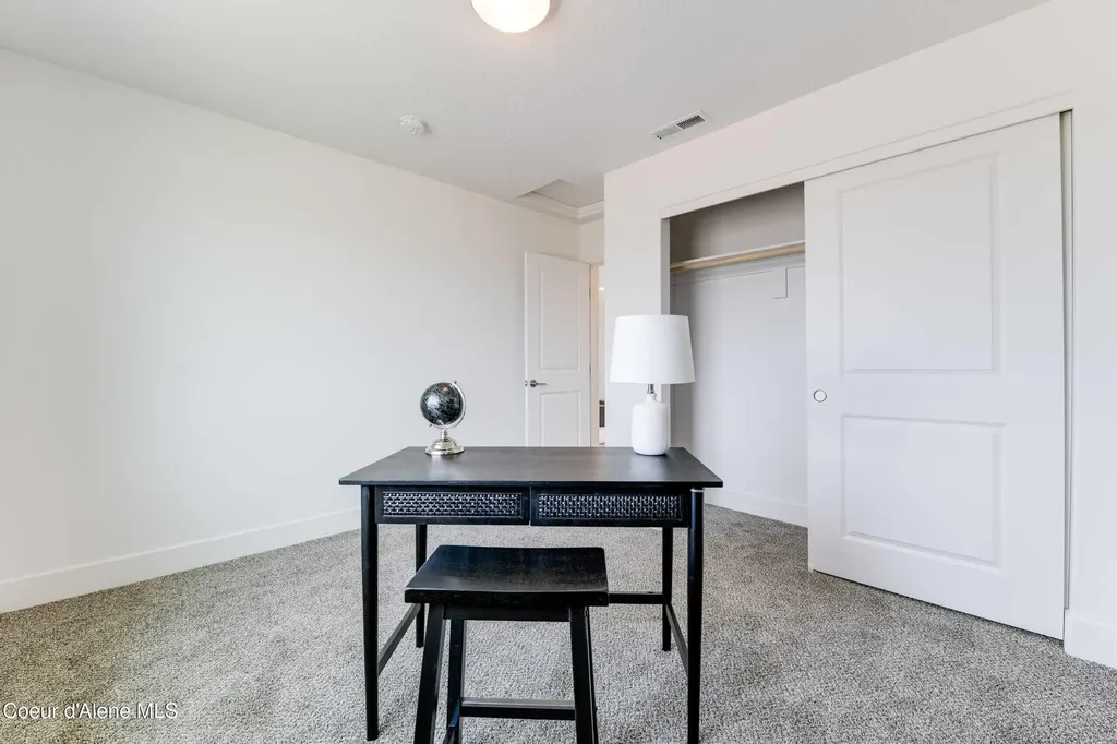 751 N Galbraith Lp (lot 23) Post Falls ID 83854