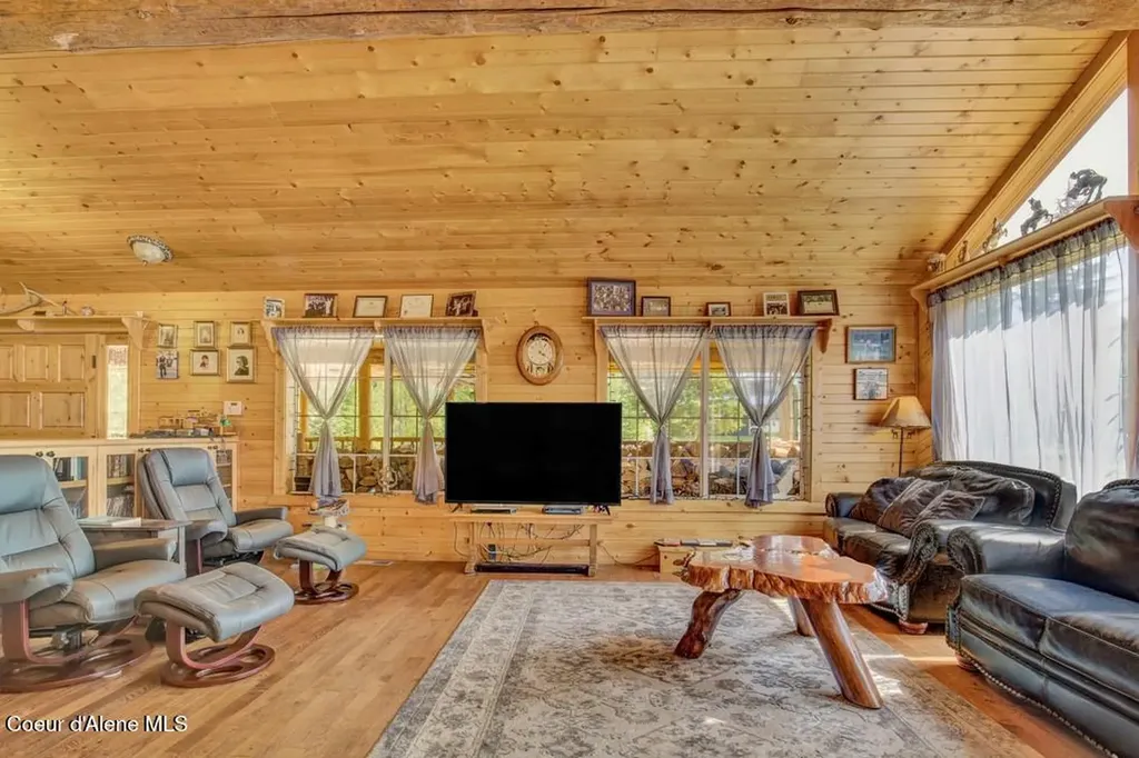 300 Old Bull River Road Noxon MT 59853
