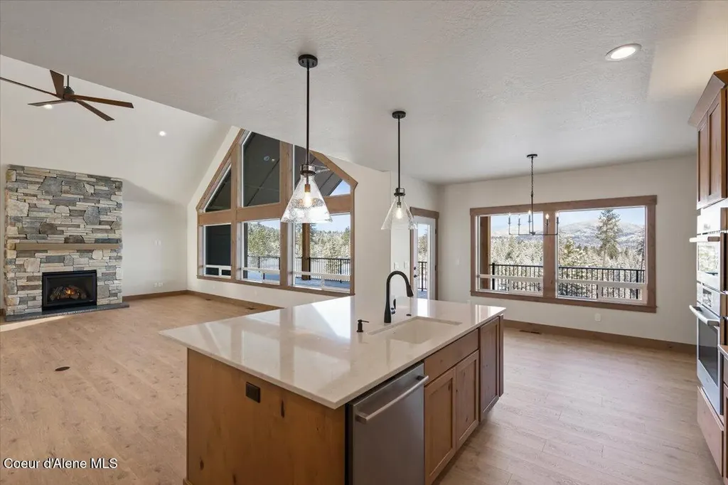 L3B8 N Eclipse Road Rathdrum ID 83858