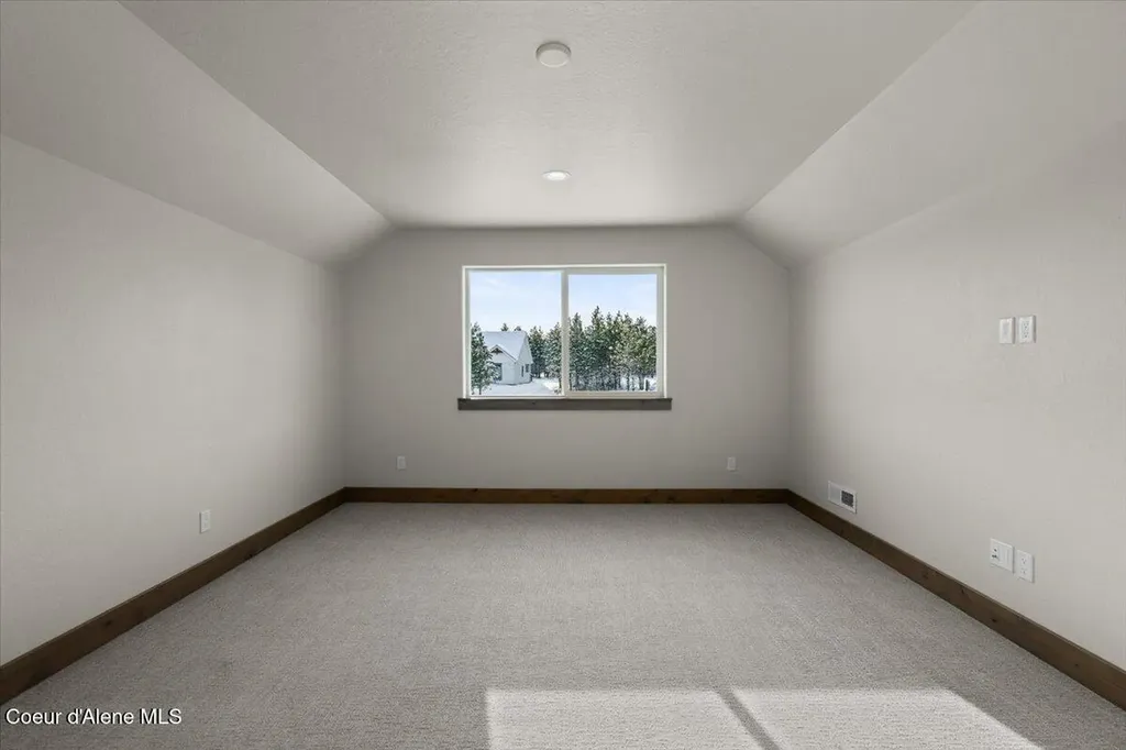 L3B8 N Eclipse Road Rathdrum ID 83858