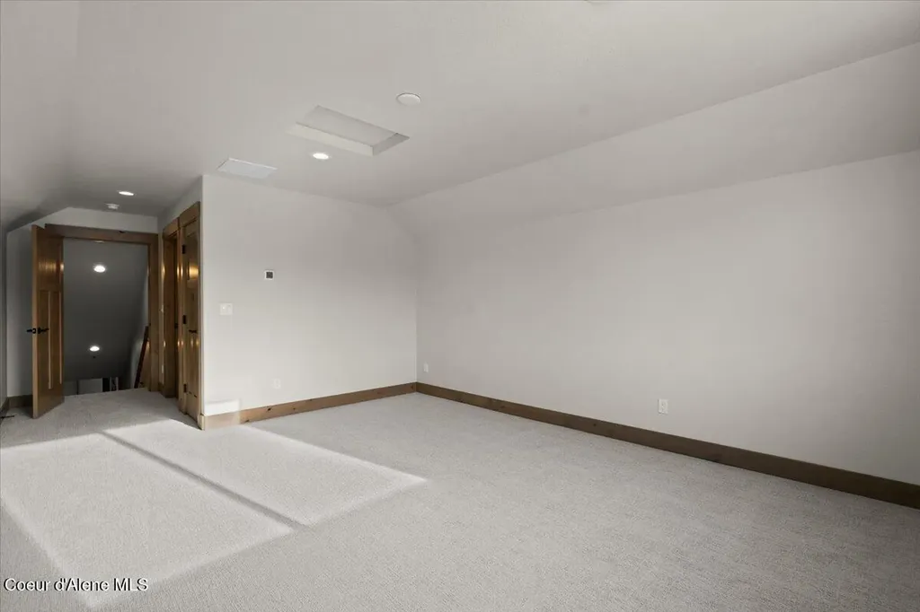 L3B8 N Eclipse Road Rathdrum ID 83858