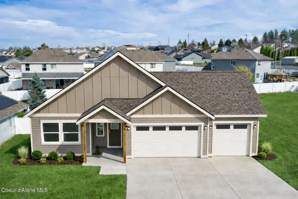 3264 N Van Winkle Street Post Falls ID 83854