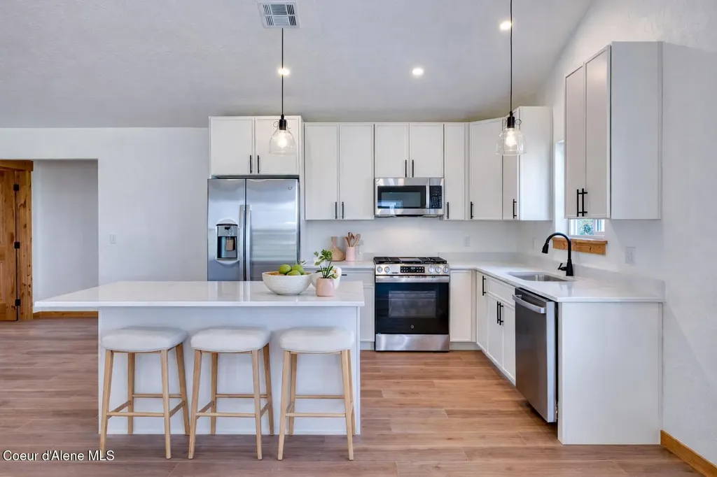 3264 N Van Winkle Street Post Falls ID 83854
