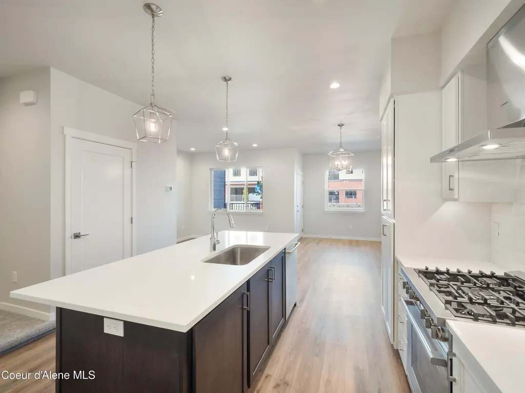 1048 E 4th Avenue Post Falls ID 83854