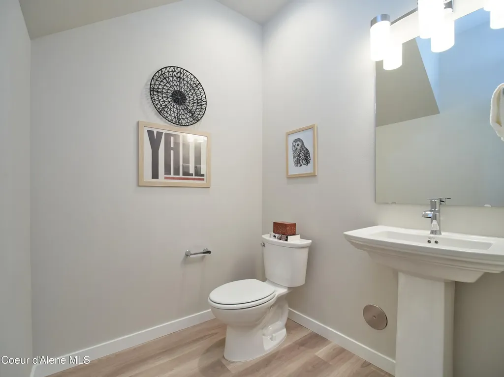 1048 E 4th Avenue Post Falls ID 83854