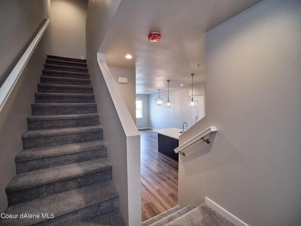 1048 E 4th Avenue Post Falls ID 83854