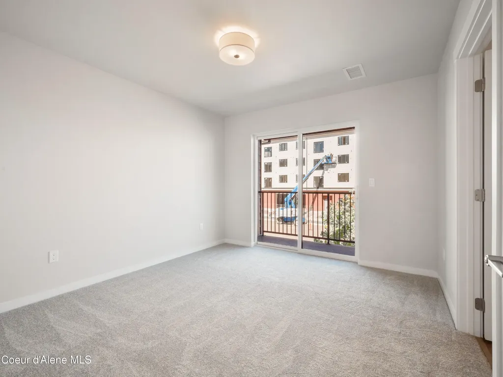 1048 E 4th Avenue Post Falls ID 83854