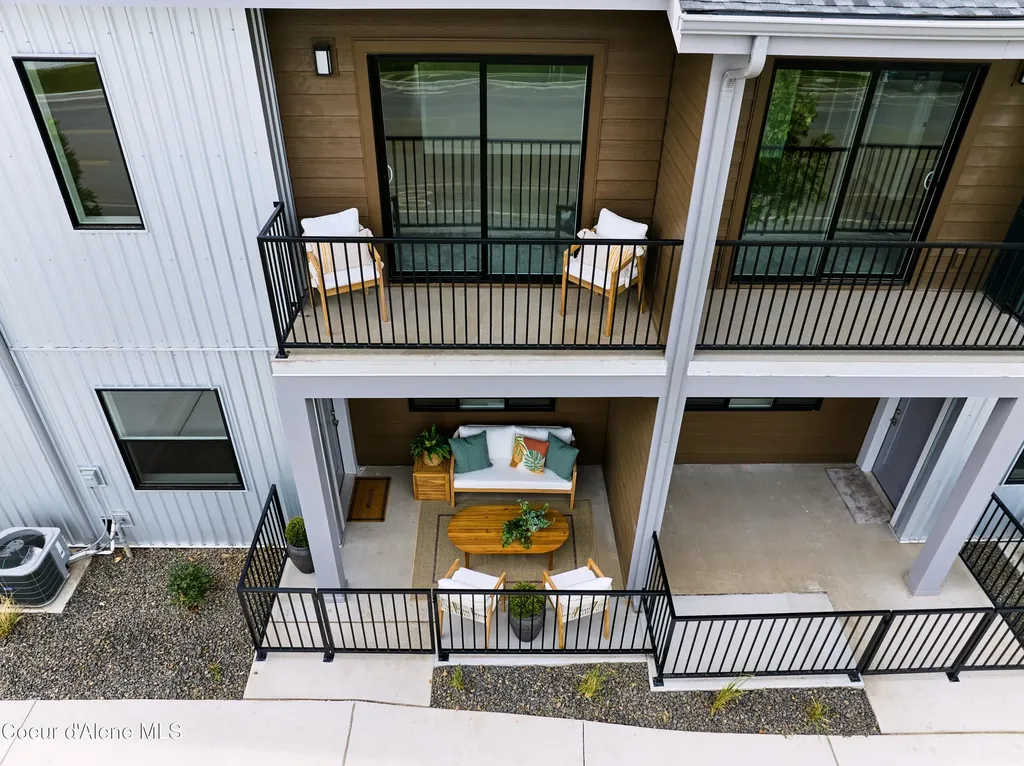 1048 E 4th Avenue Post Falls ID 83854