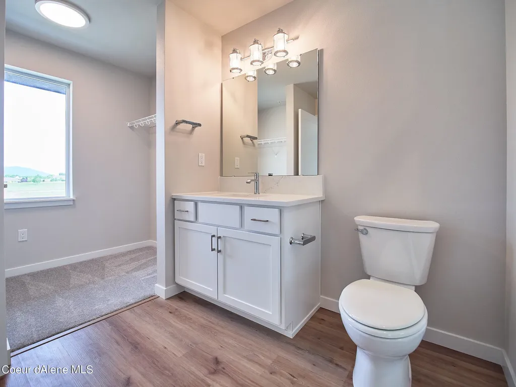 1048 E 4th Avenue Post Falls ID 83854