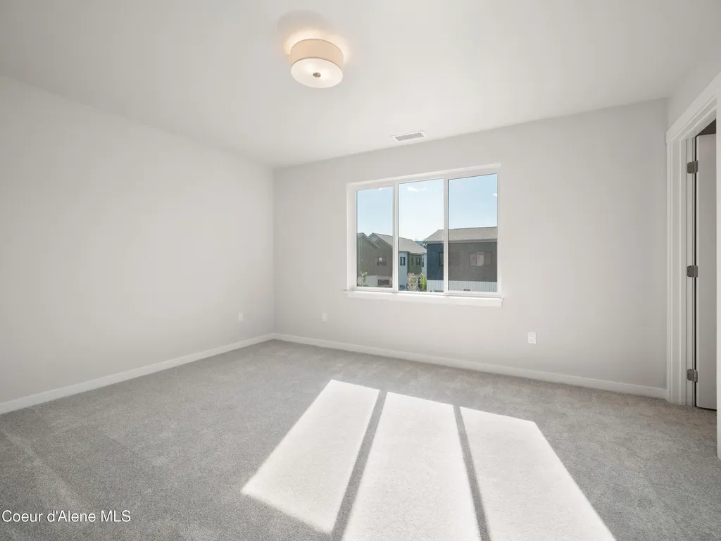 1048 E 4th Avenue Post Falls ID 83854