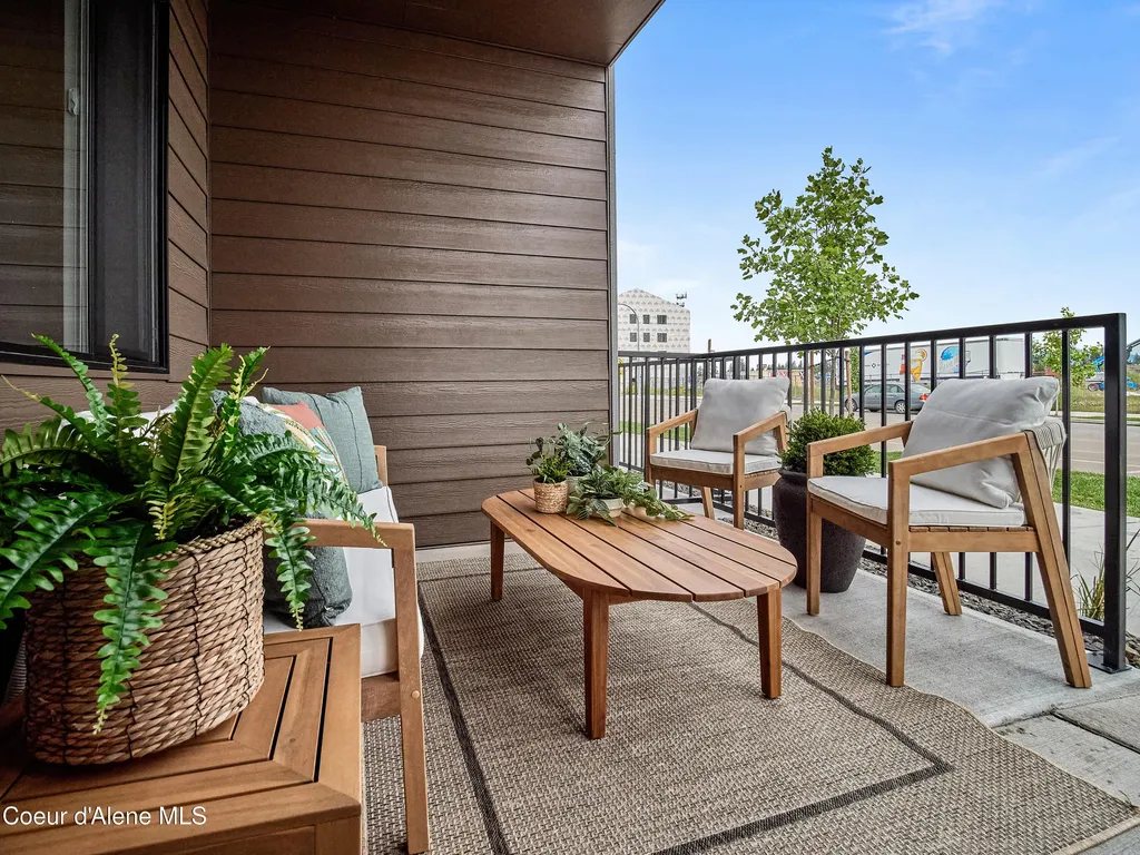 1048 E 4th Avenue Post Falls ID 83854