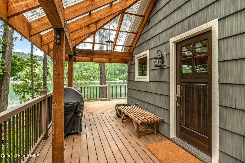 130 Cedar Shoals Sagle ID 83860
