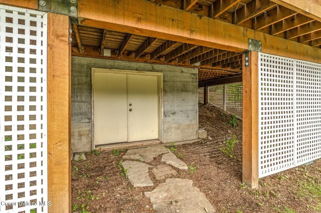 130 Cedar Shoals Sagle ID 83860