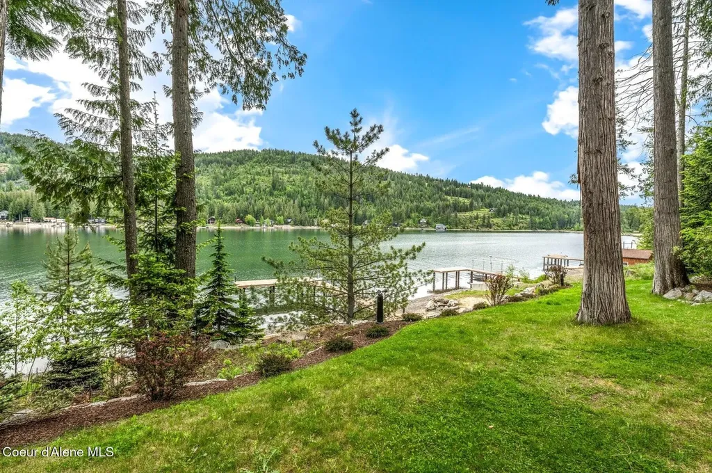 130 Cedar Shoals Sagle ID 83860