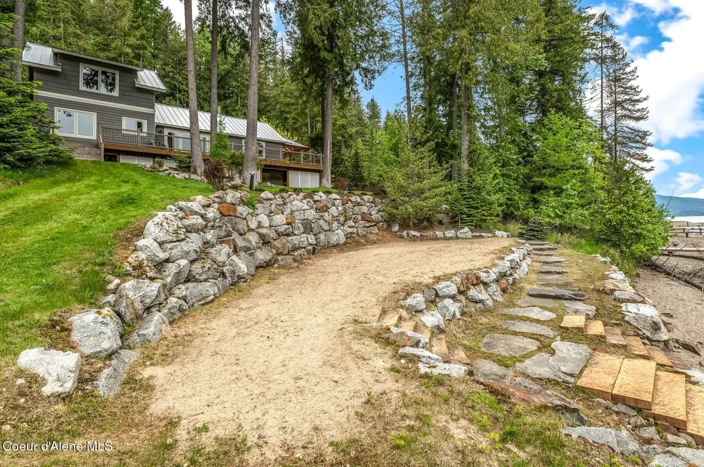 130 Cedar Shoals Sagle ID 83860