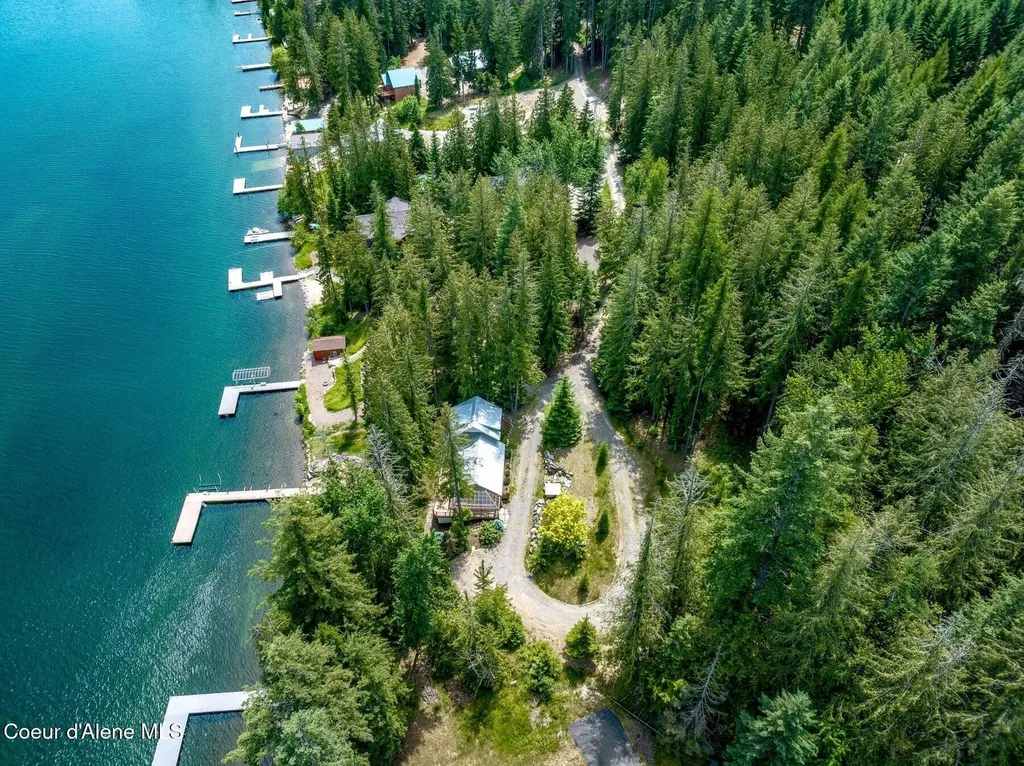 130 Cedar Shoals Sagle ID 83860